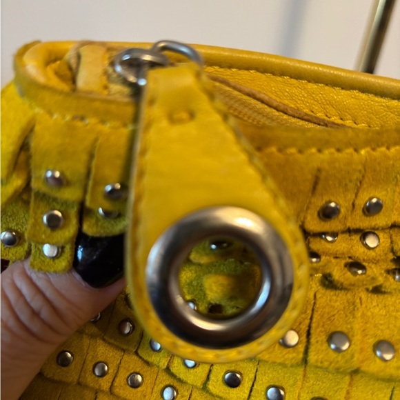 Jimmy Choo Yellow Lambskin Leather Studded Zulu clutch - Picture 3 of 6